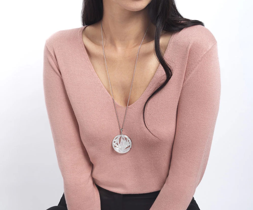 &quot;Fleur De Neige&quot; Pendant (L)